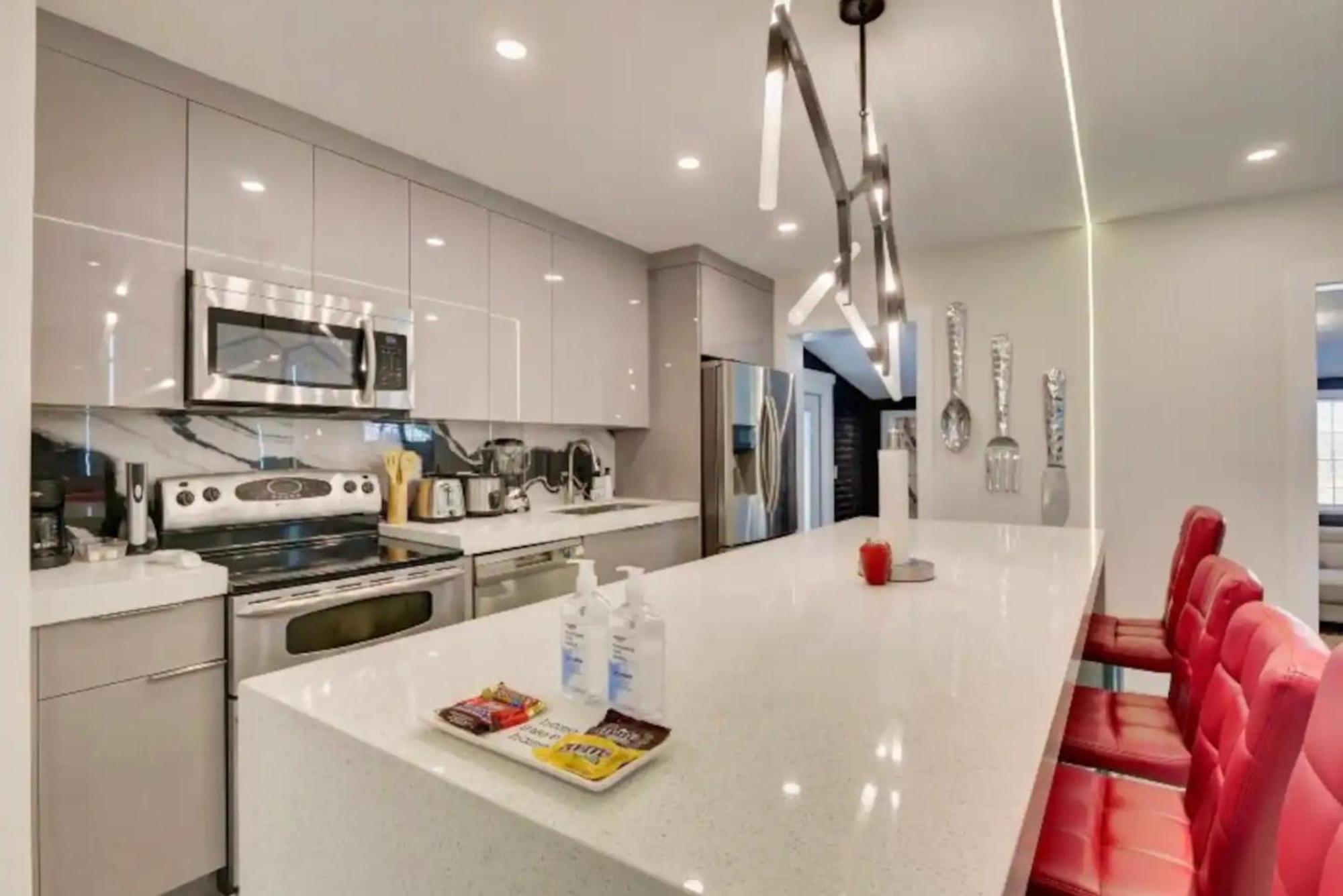 Villa Flamingo House With Cinema, Pool & Chill Area Miami
